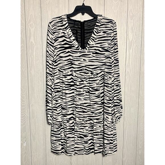 Pinko Utopia Zebra Stripe Black White Dress Size 40 (US 4) NWT - Picture 1 of 10